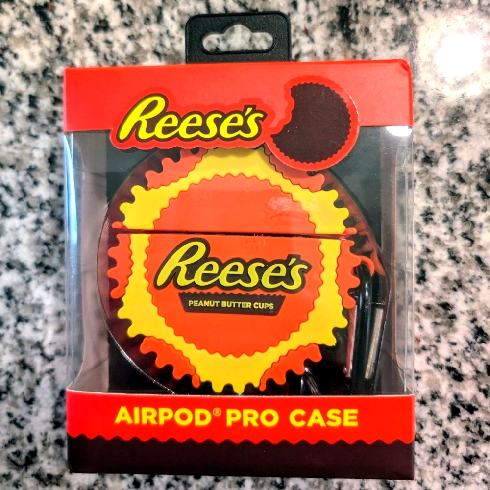 🎈3/$15🎈New AIRPOD PRO "Candy" Reese's peanut butter cup Case with Carabiner